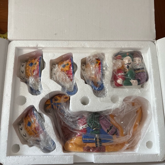 NIB Department 56 "We Three Kings" Christmas Tea Set Camel Teapot & 4 Tea Cups - Picture 2 of 5